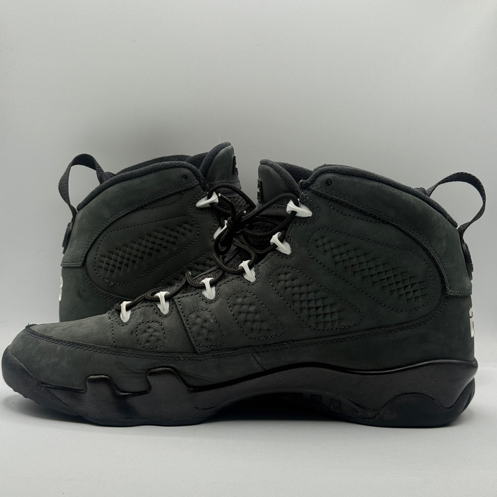 (USED NO BOX) Jordan 9 Anthracite Size 11