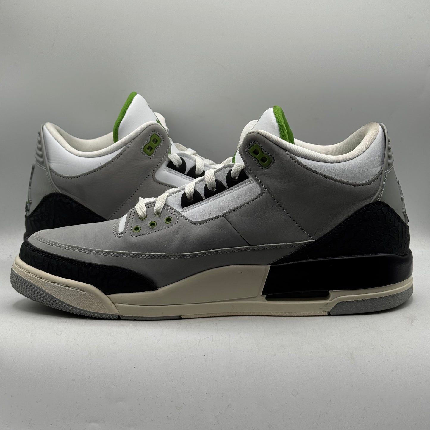 (USED) Jordan 3 Chlorophyll Size 13