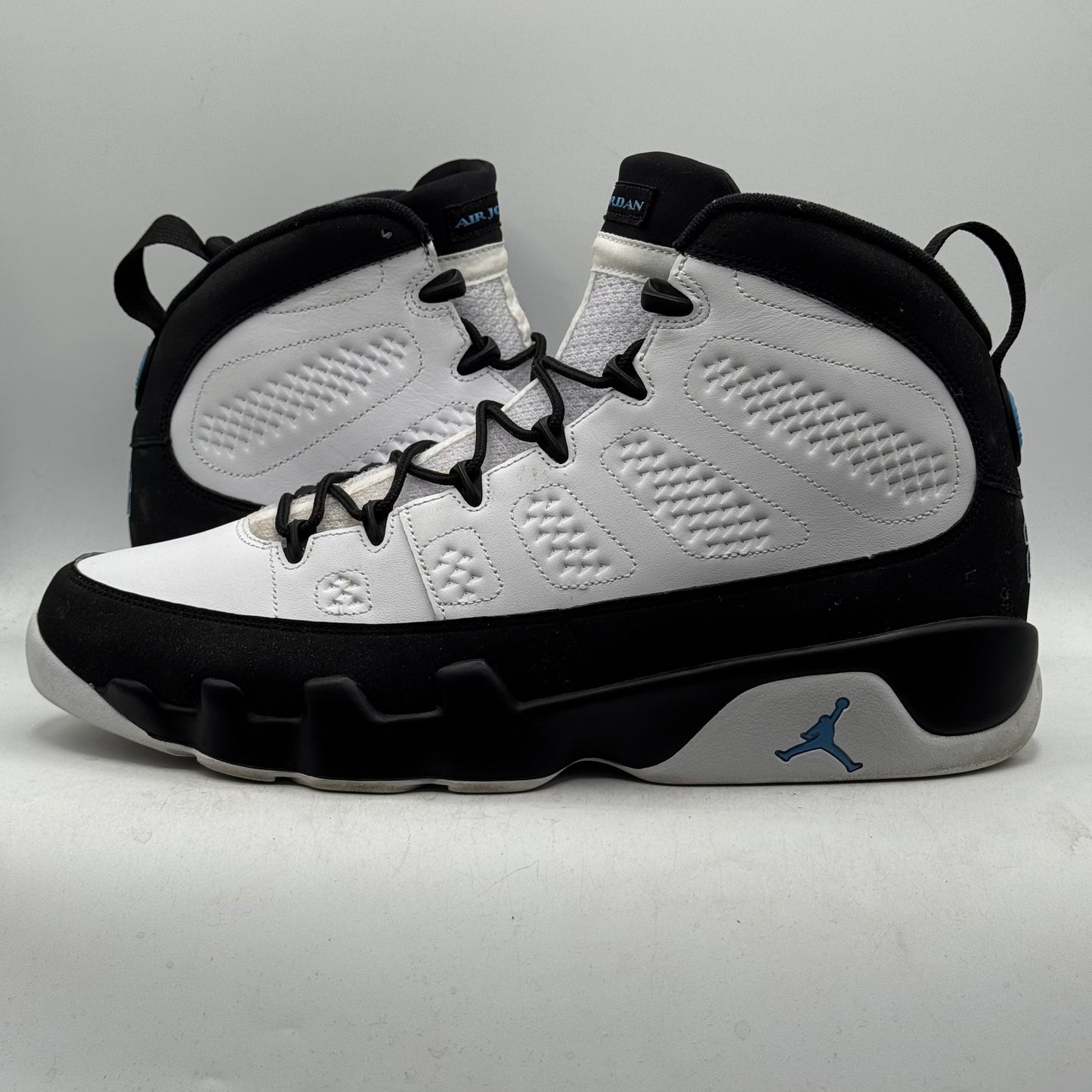 (USED) Jordan 9 University Blue Size 13