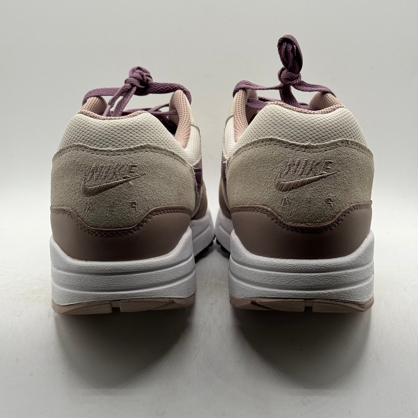 (Used) Nike Air Max 1 Light Bone Violet Dust Size 13
