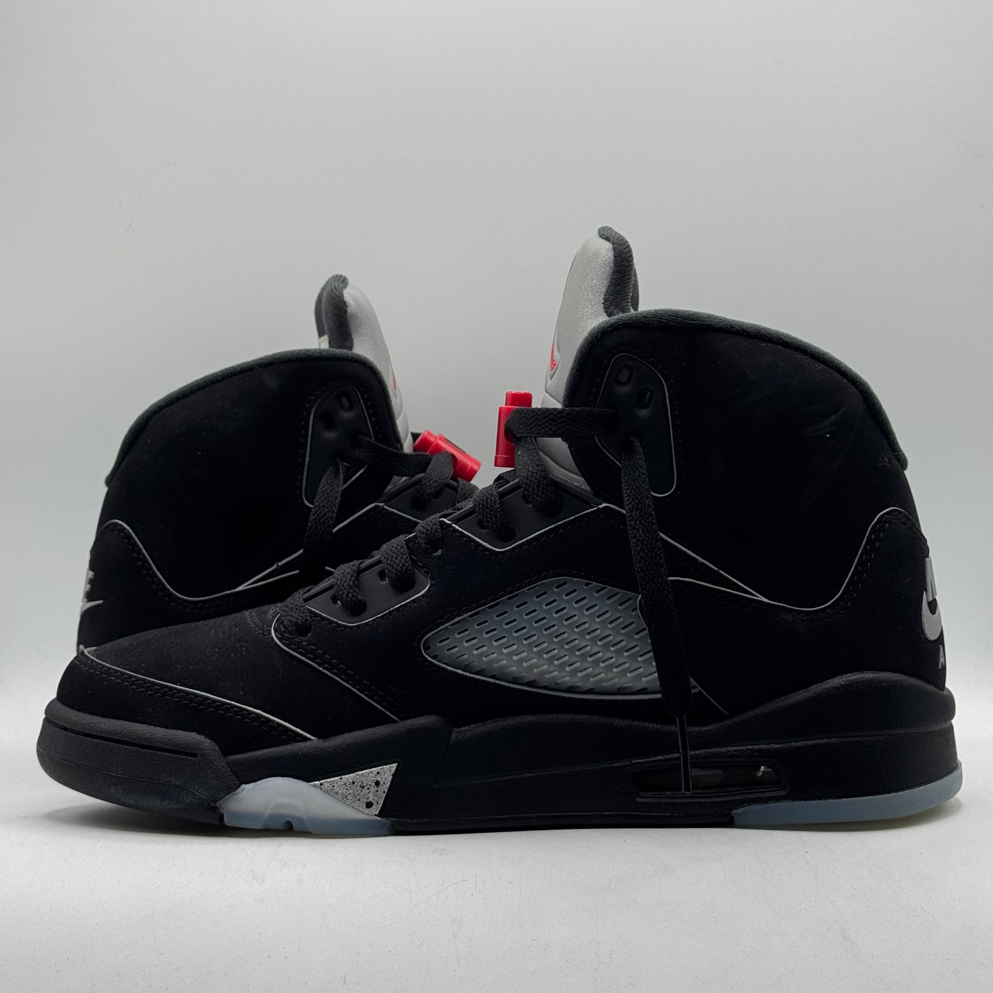 (USED) Jordan 5 Black Metallic Size 8.5