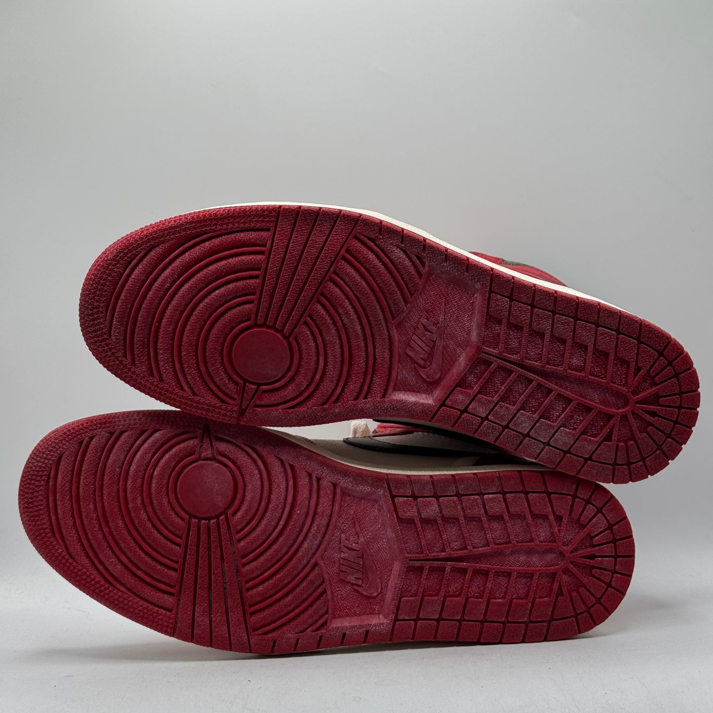 (USED) Jordan 1 Lost & Found Size 11