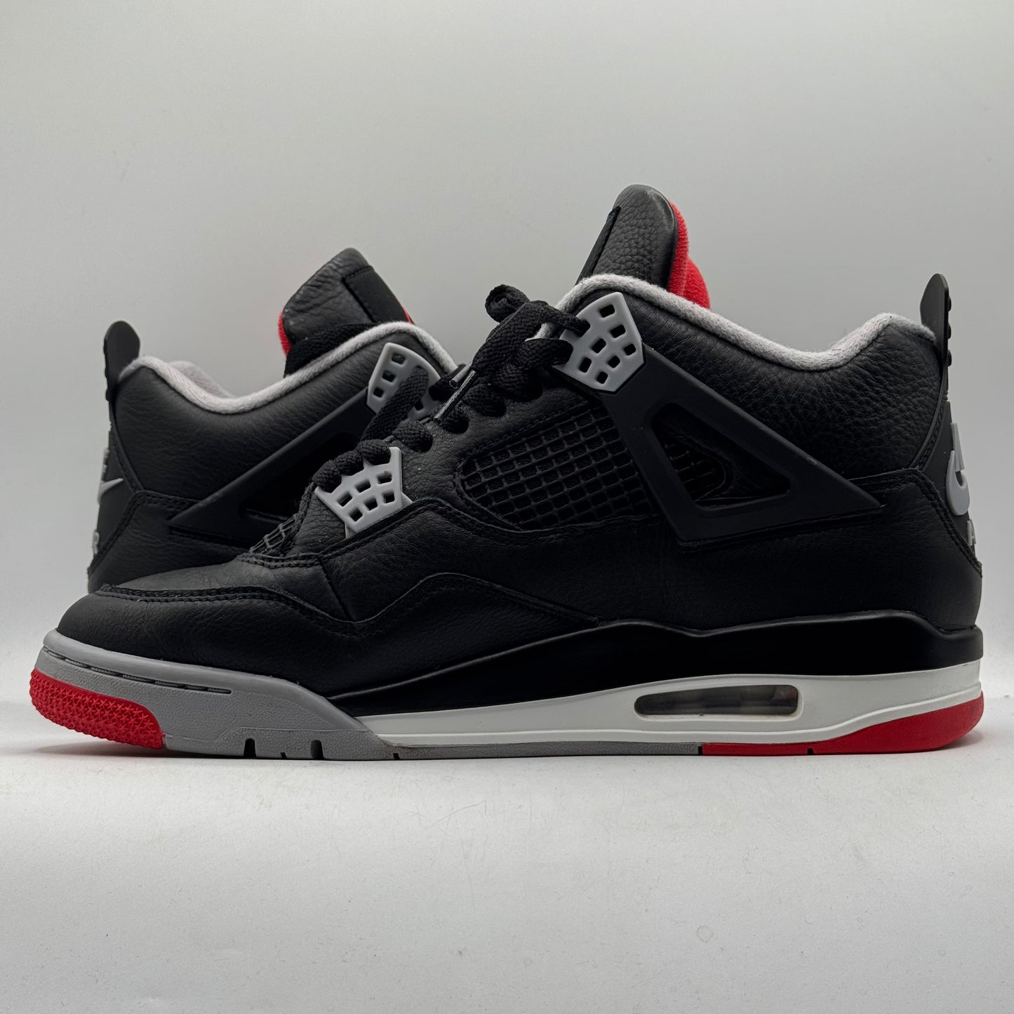 (USED) Jordan 4 Bred Reimagined Size 10