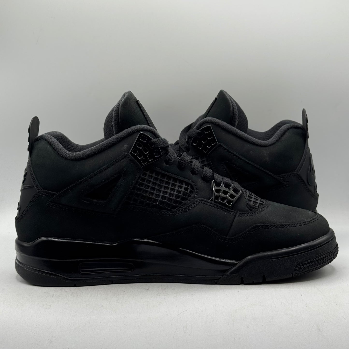 (USED) Jordan 4 Black Cat (2025) Size 9