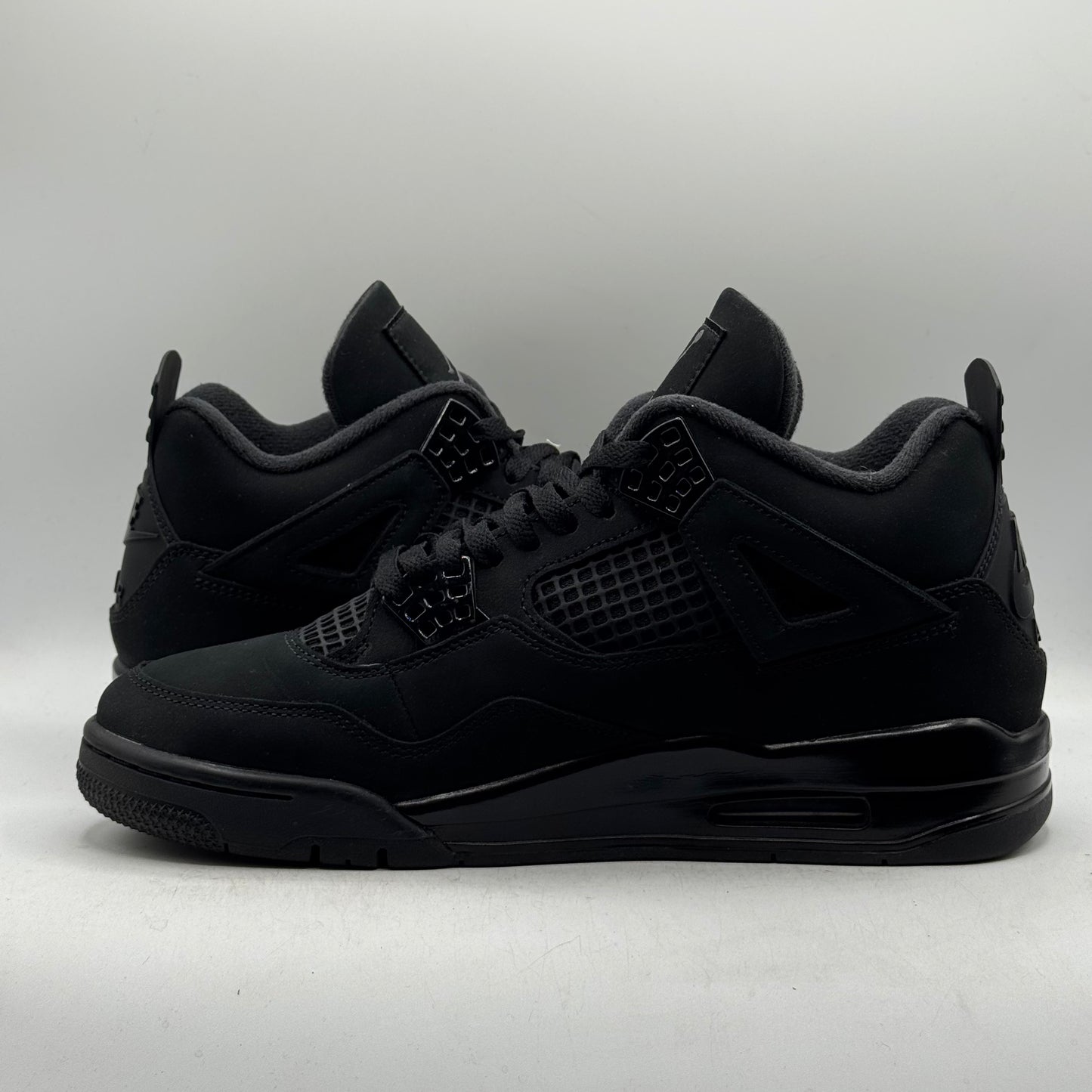 (USED) Jordan 4 Black Cat (2025) Size 9.5