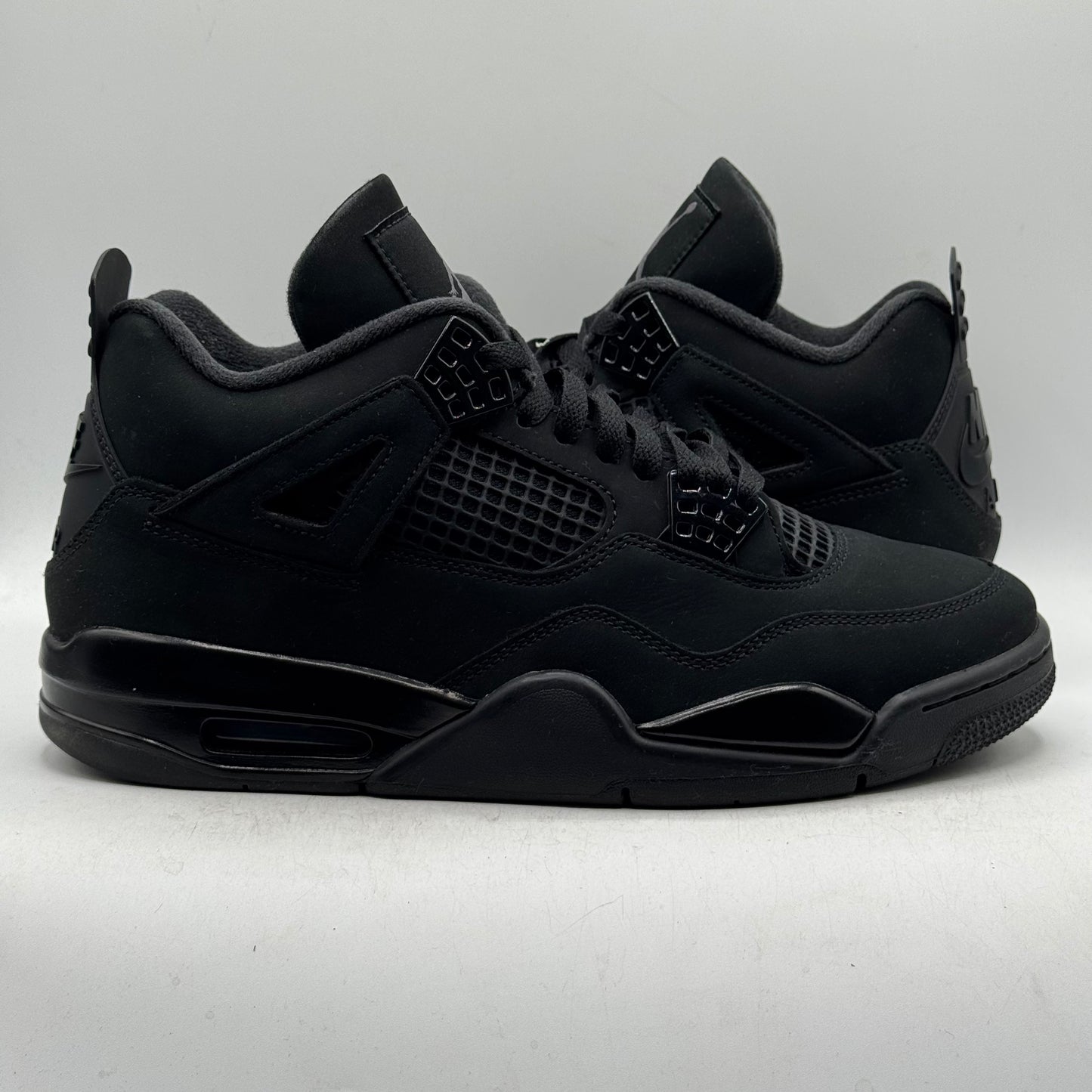 (USED) Jordan 4 Black Cat (2025) Size 9.5