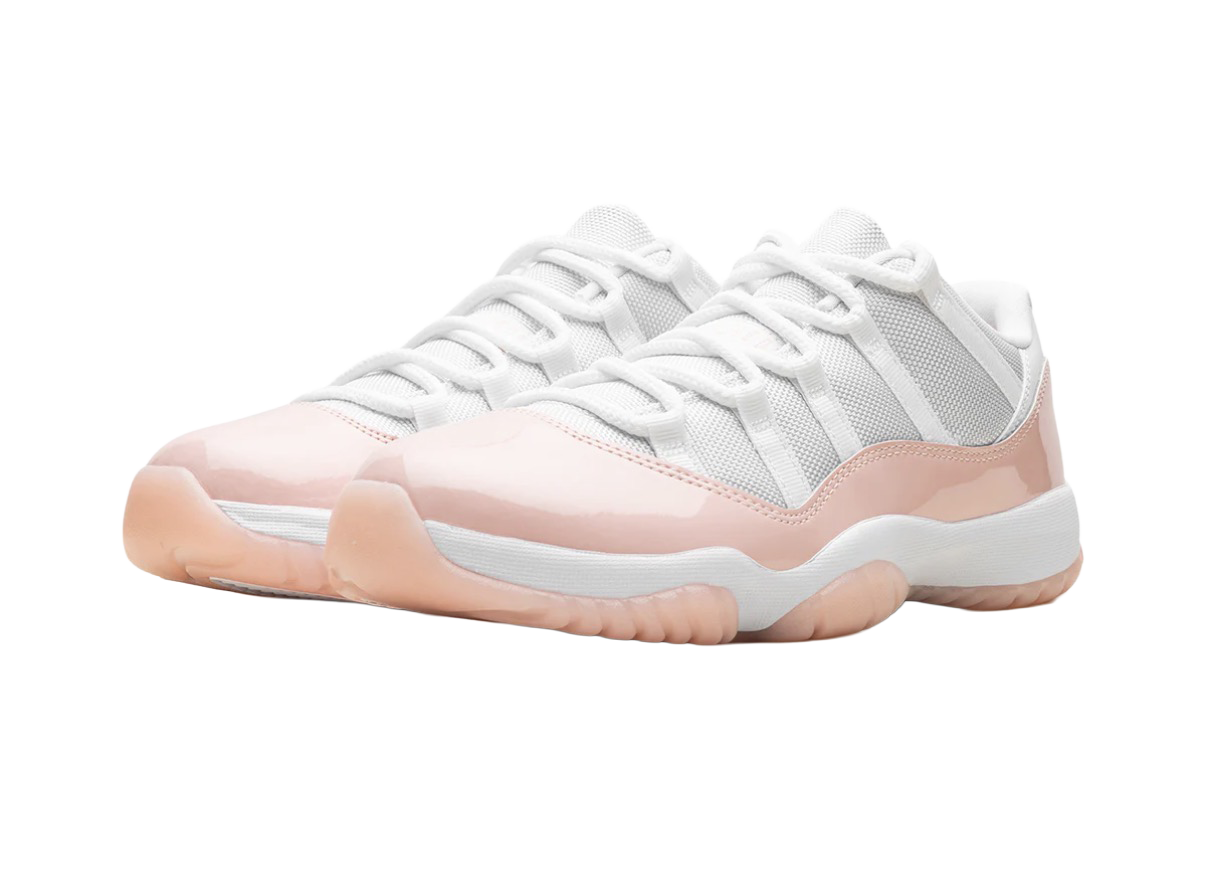 Jordan 11 low legend Pink (W)