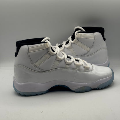 (USED NO BOX) Jordan 11 Legend Blue Size 7.5