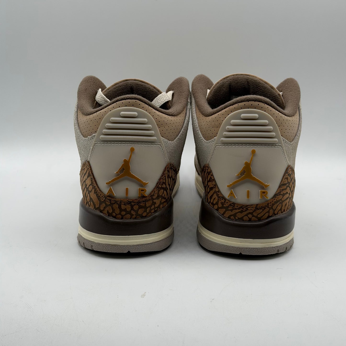 (USED) Jordan 3 Palomino Size 6Y