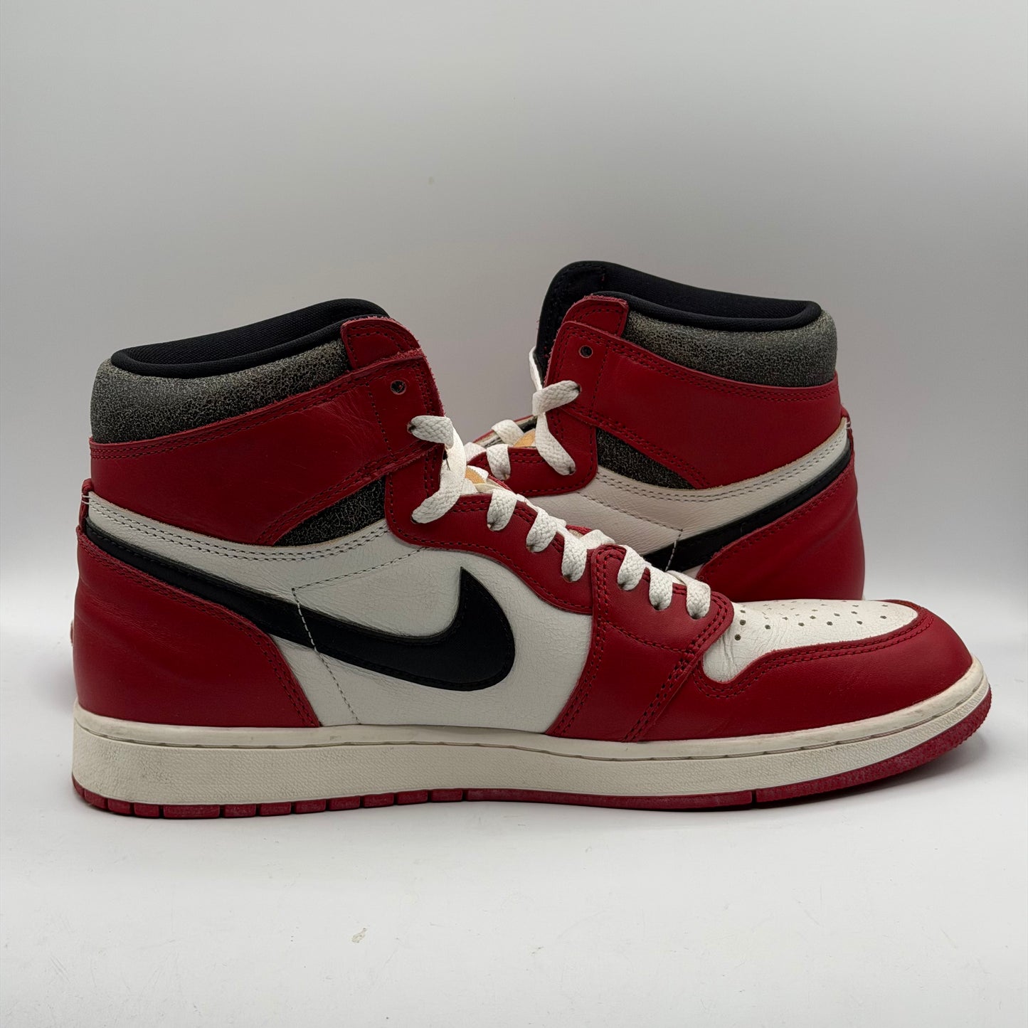 (USED) Jordan 1 High Lost And Found Size 11.5