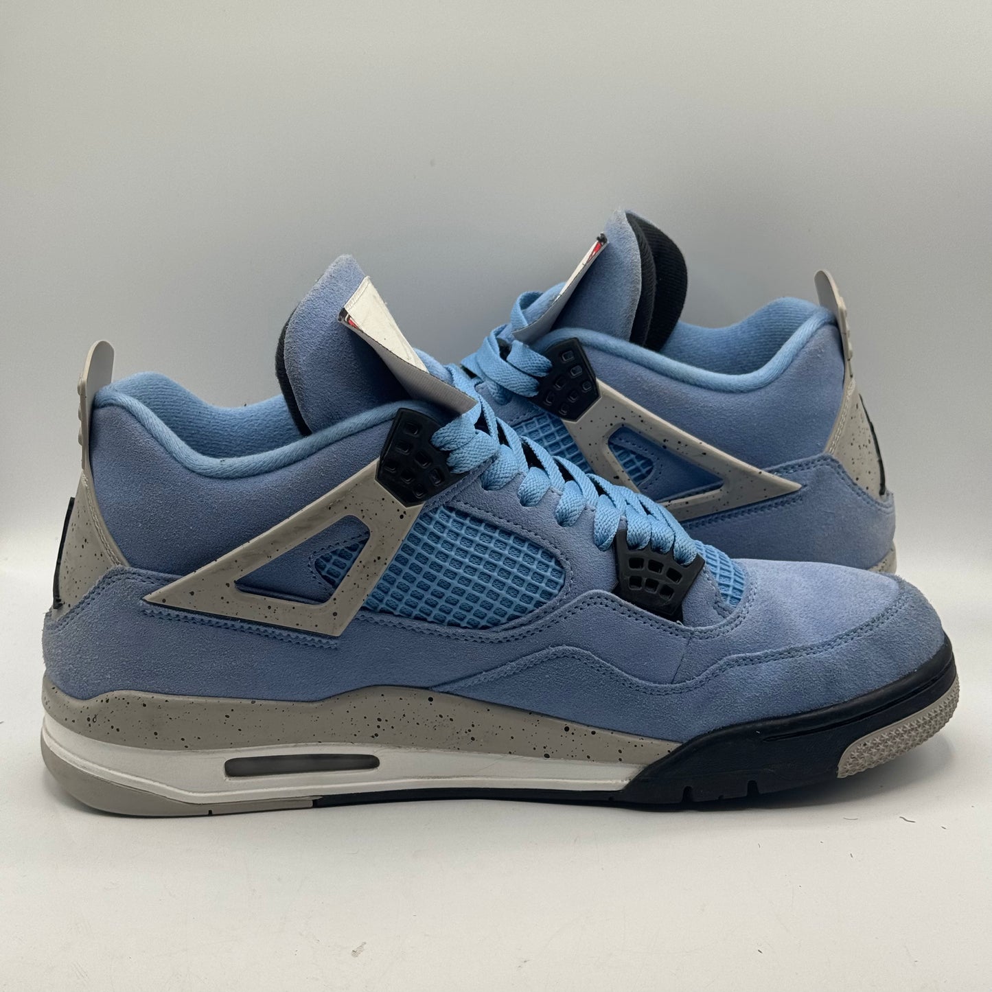 (USED) Jordan 4 University Blue Size 13