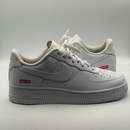 (USED) Nike Air Force 1 Supreme White Size 9