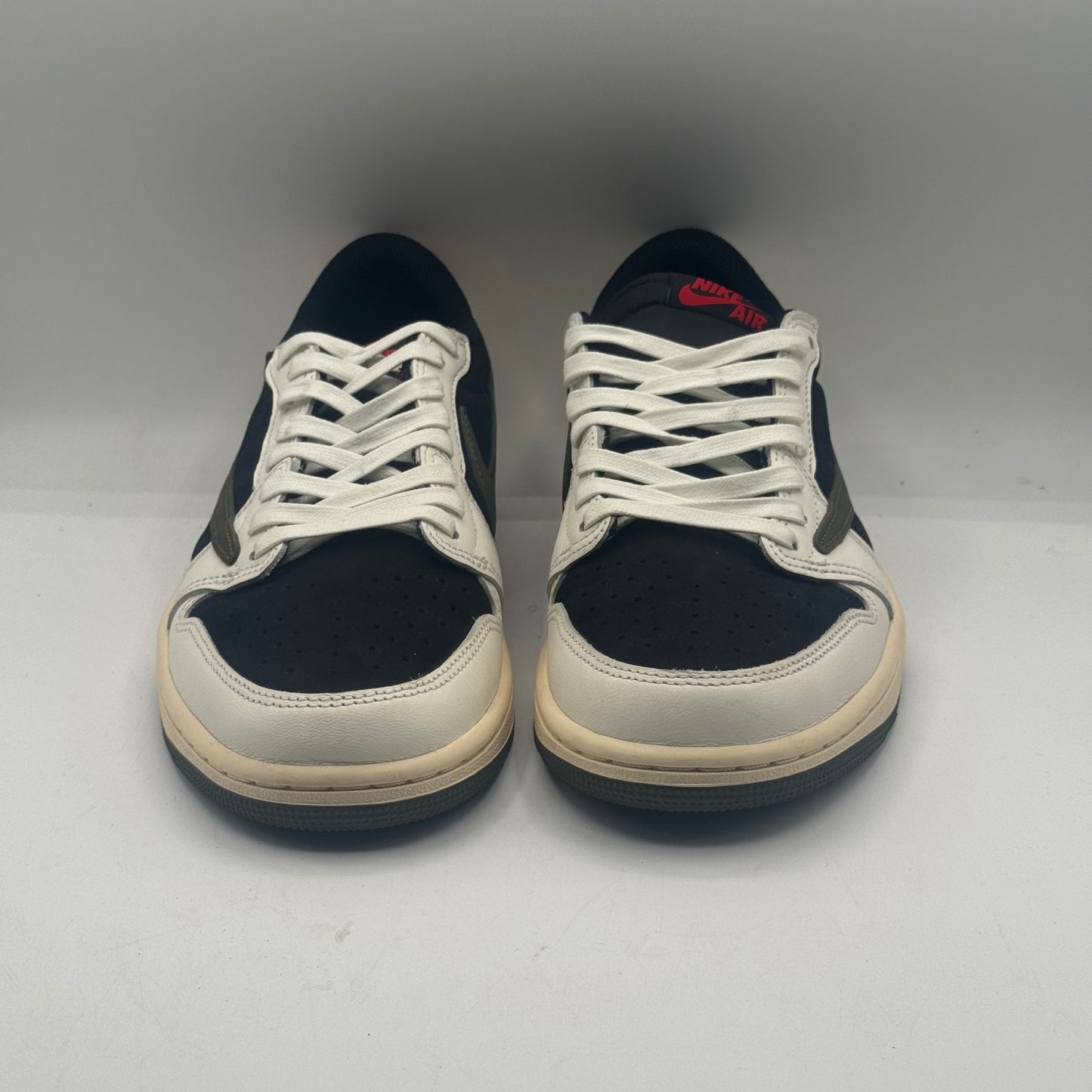 (VNDS) Jordan 1 Retro Low OG SP Travis Scott Olive (W) Size 9W/7.5M