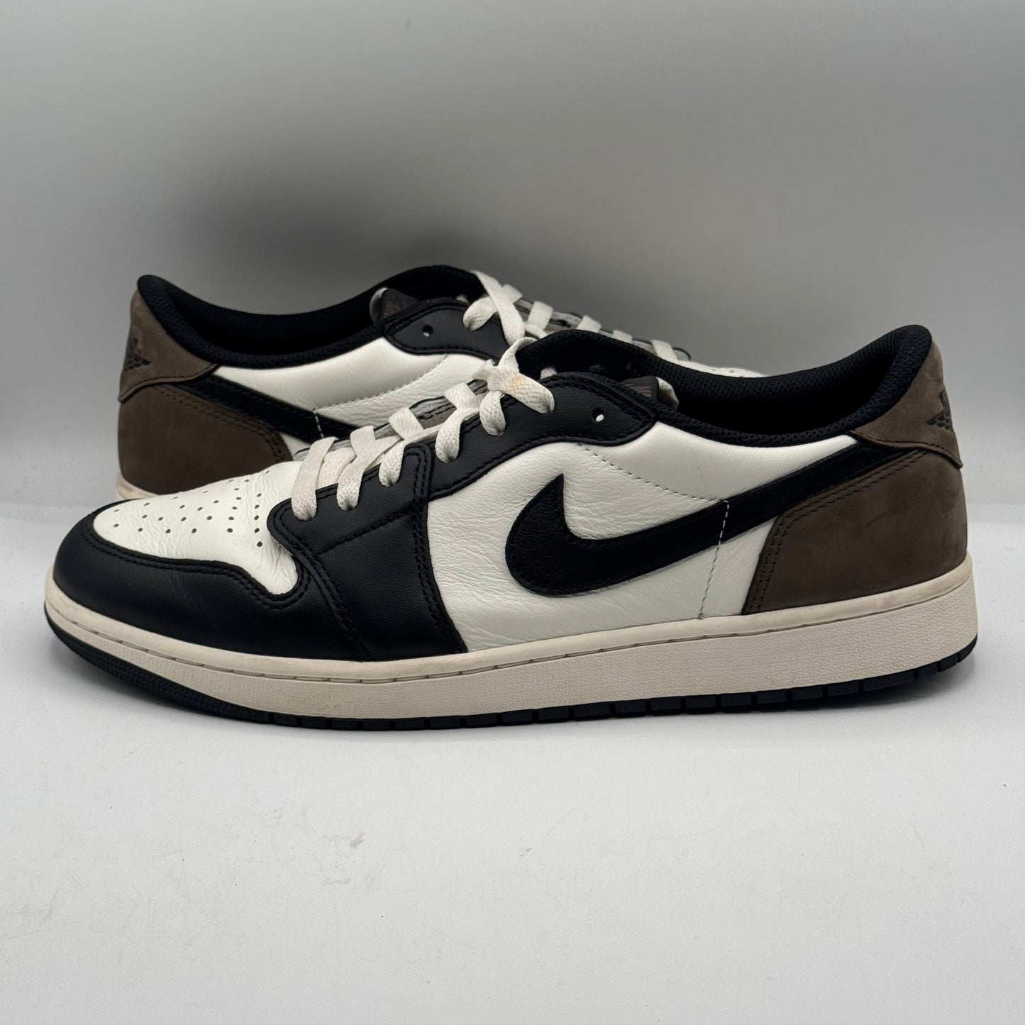 (USED) Jordan 1 Retro Low OG Mocha Size 12