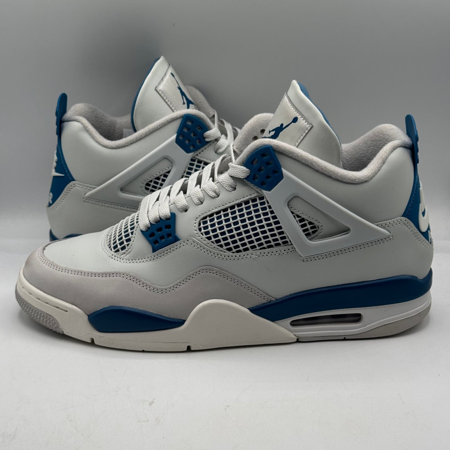 (USED) Jordan 4 Retro Military Blue (2024) Size 12