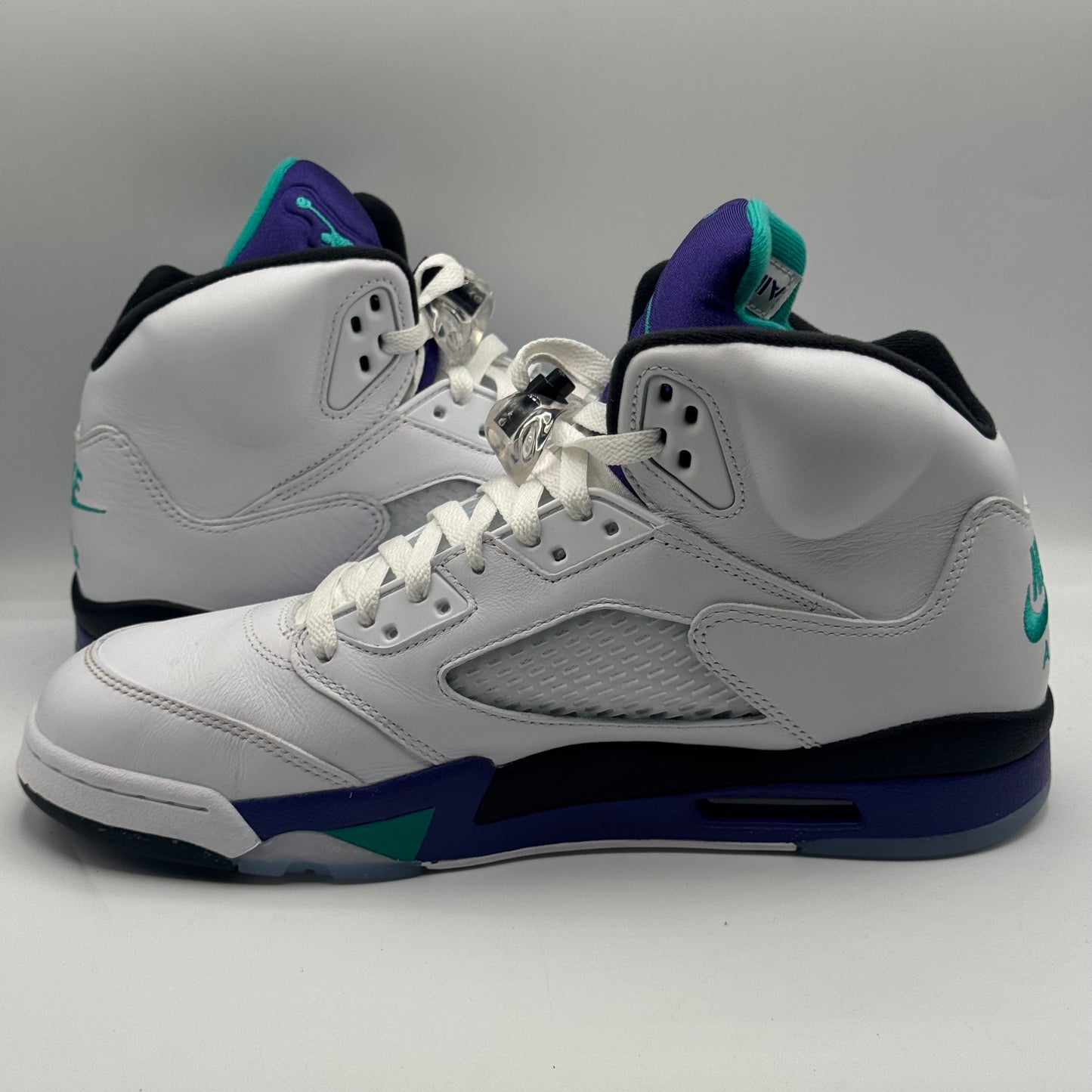 (USED) Jordan 5 Retro Grape (2025) Size 11