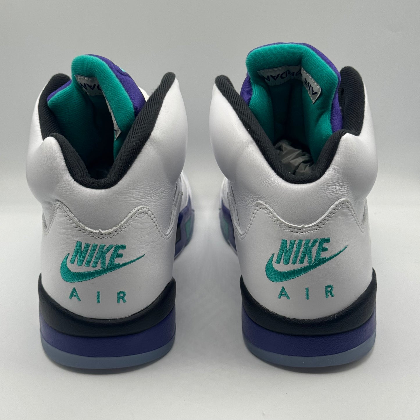 (USED) Jordan 5 Retro Grape (2025) Size 11