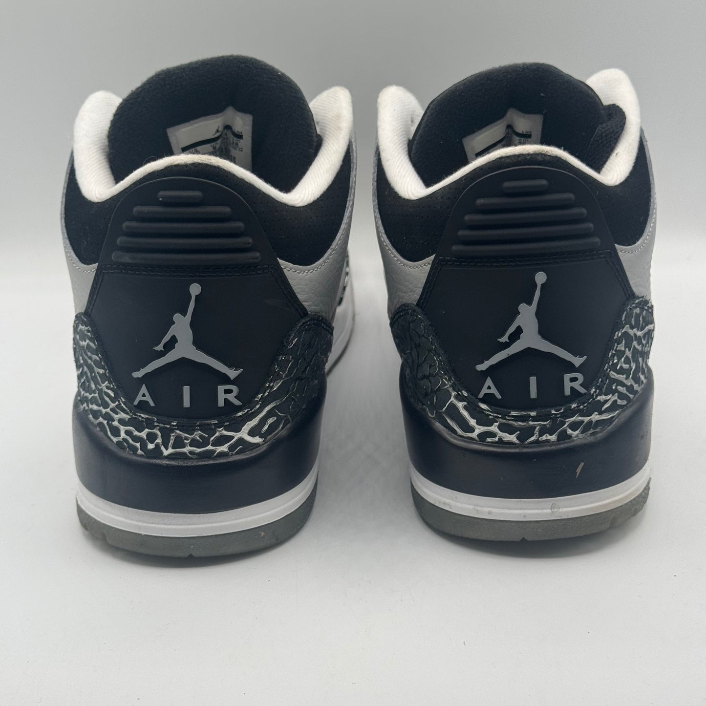 (USED) Jordan 3 Retro Wolf Grey Size 10 No Box