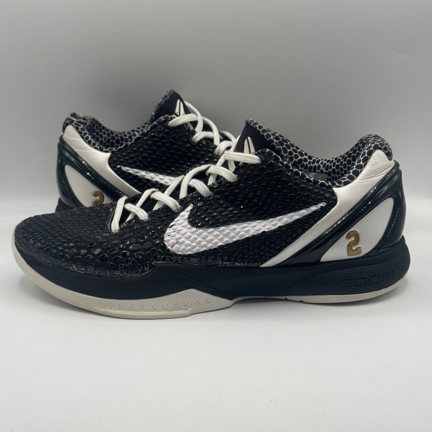 (USED NO BOX) Nike Kobe 6 Protro Mambacita Sweet 16 Size 9