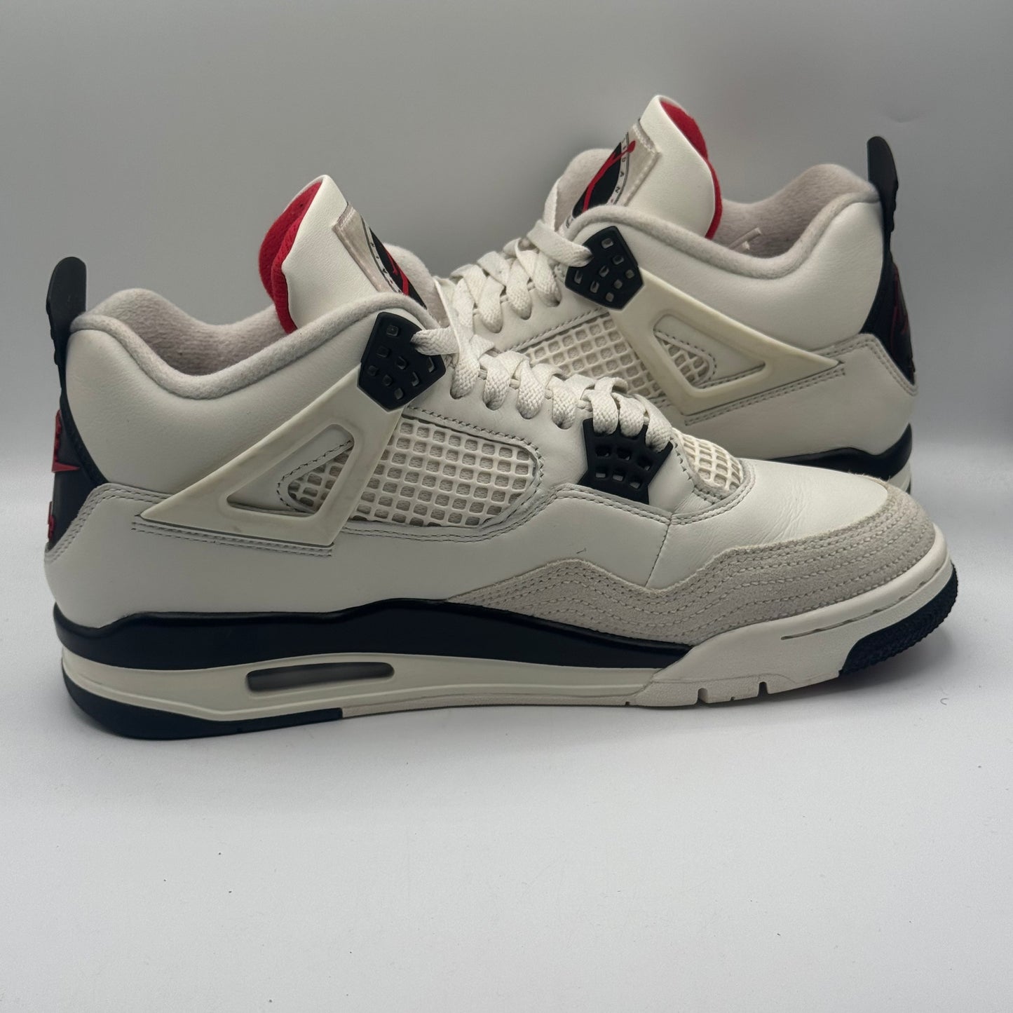 (USED) Jordan 4 Retro Flight Club Size 9.5