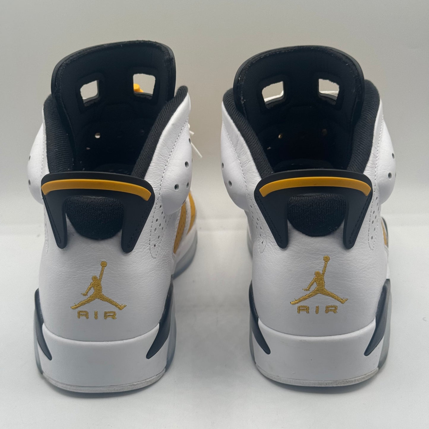 (USED) Jordan 6 Retro Yellow Ochre Size 10.5