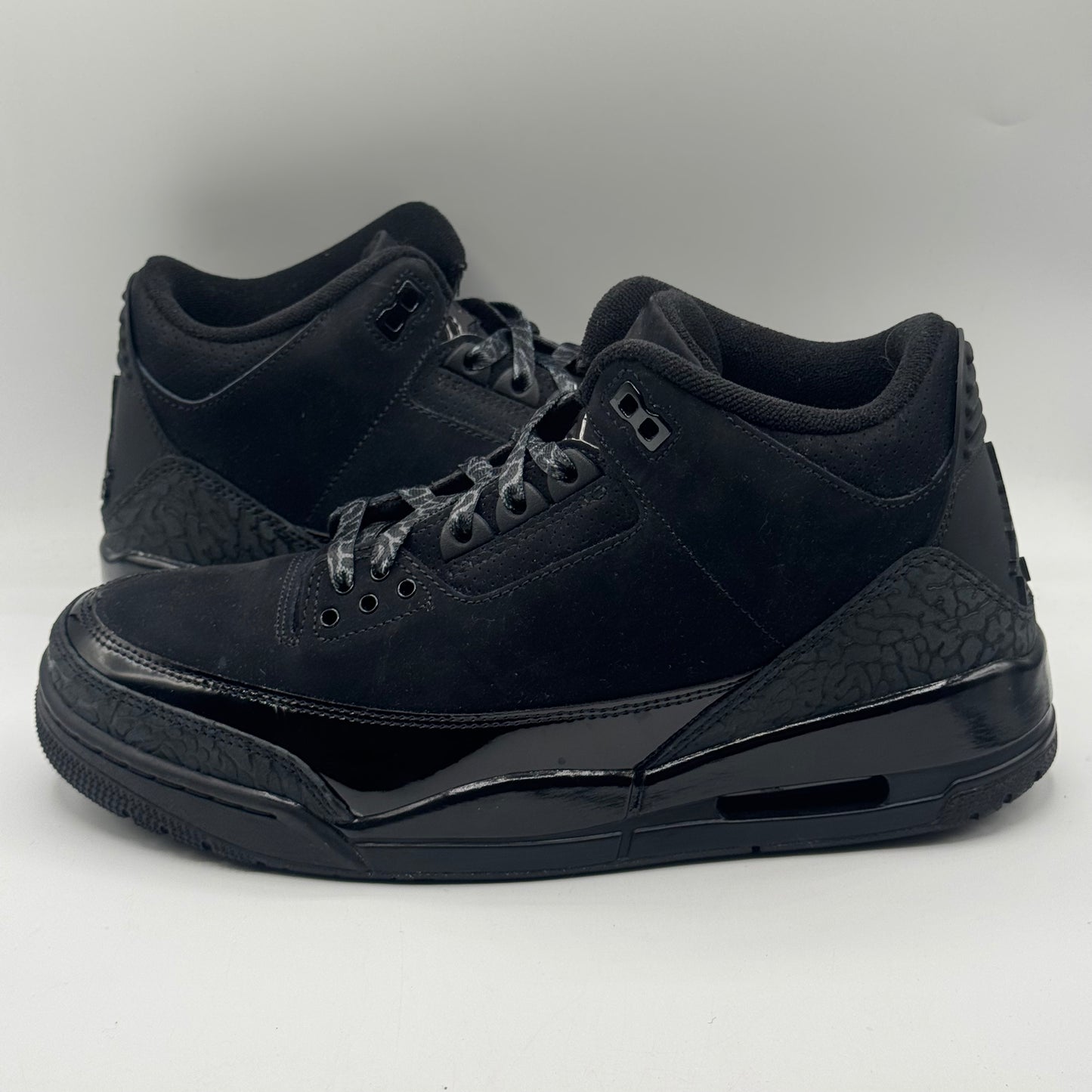 (USED) Jordan 3 Black Cat (2025) Size 9