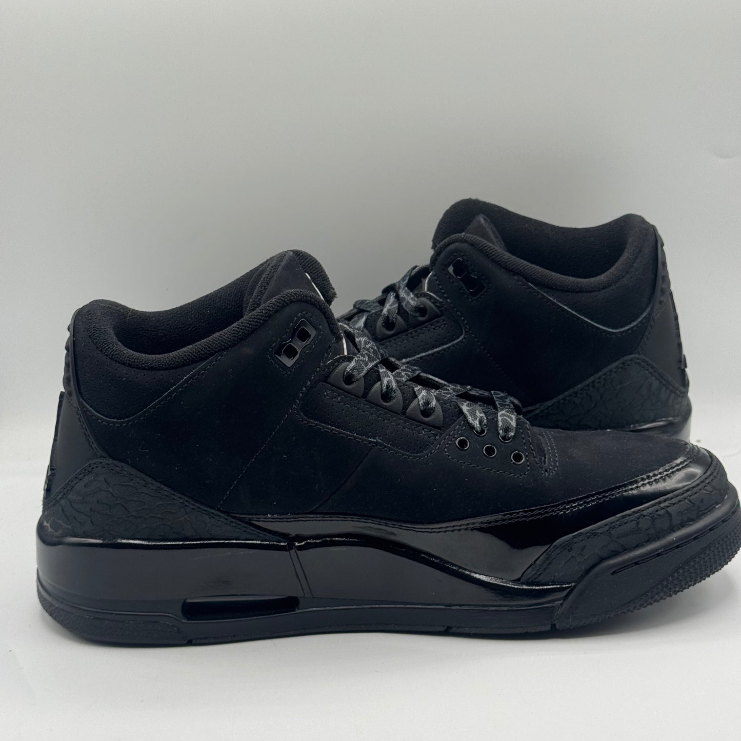 (USED) Jordan 3 Black Cat (2025) Size 9