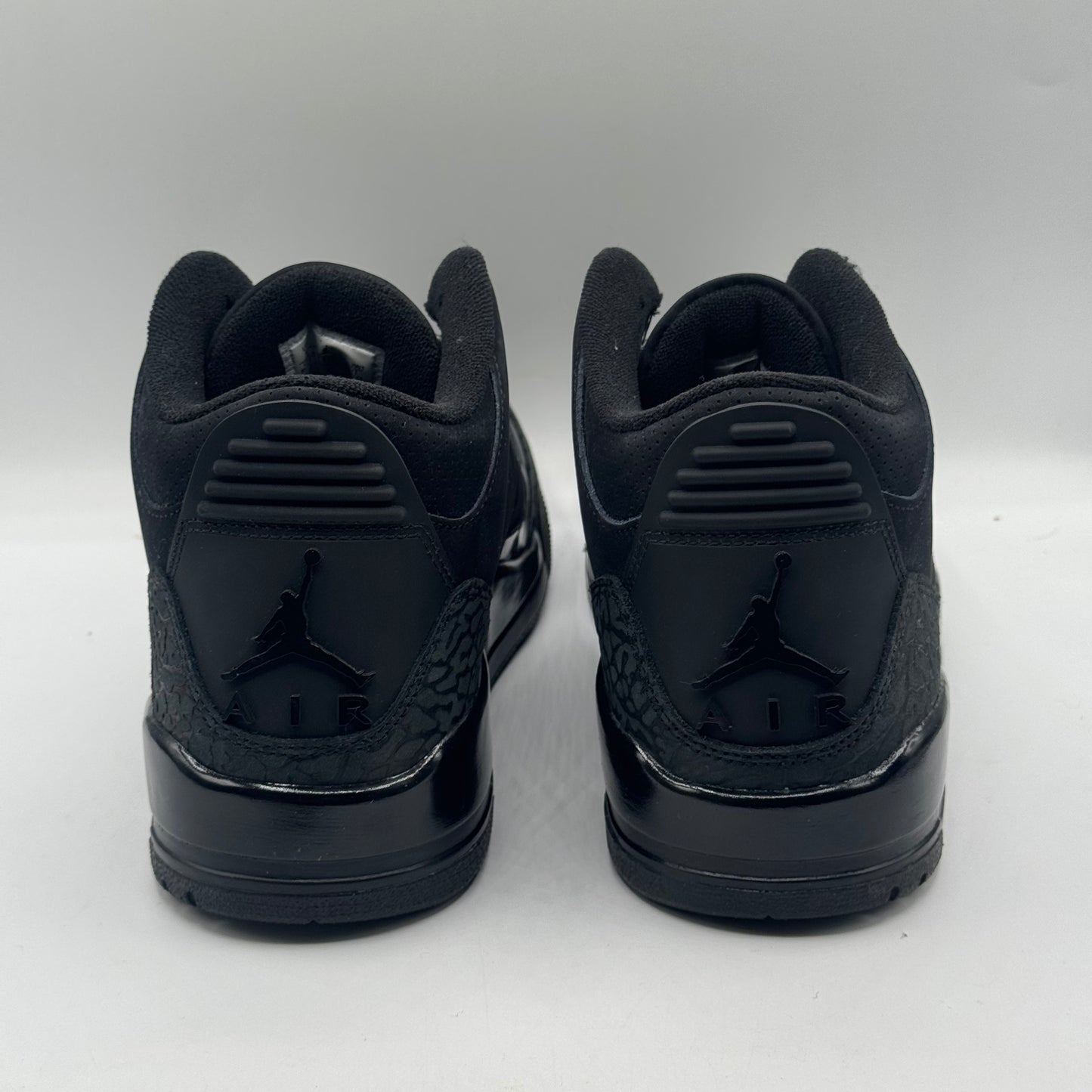 (USED) Jordan 3 Black Cat (2025) Size 9
