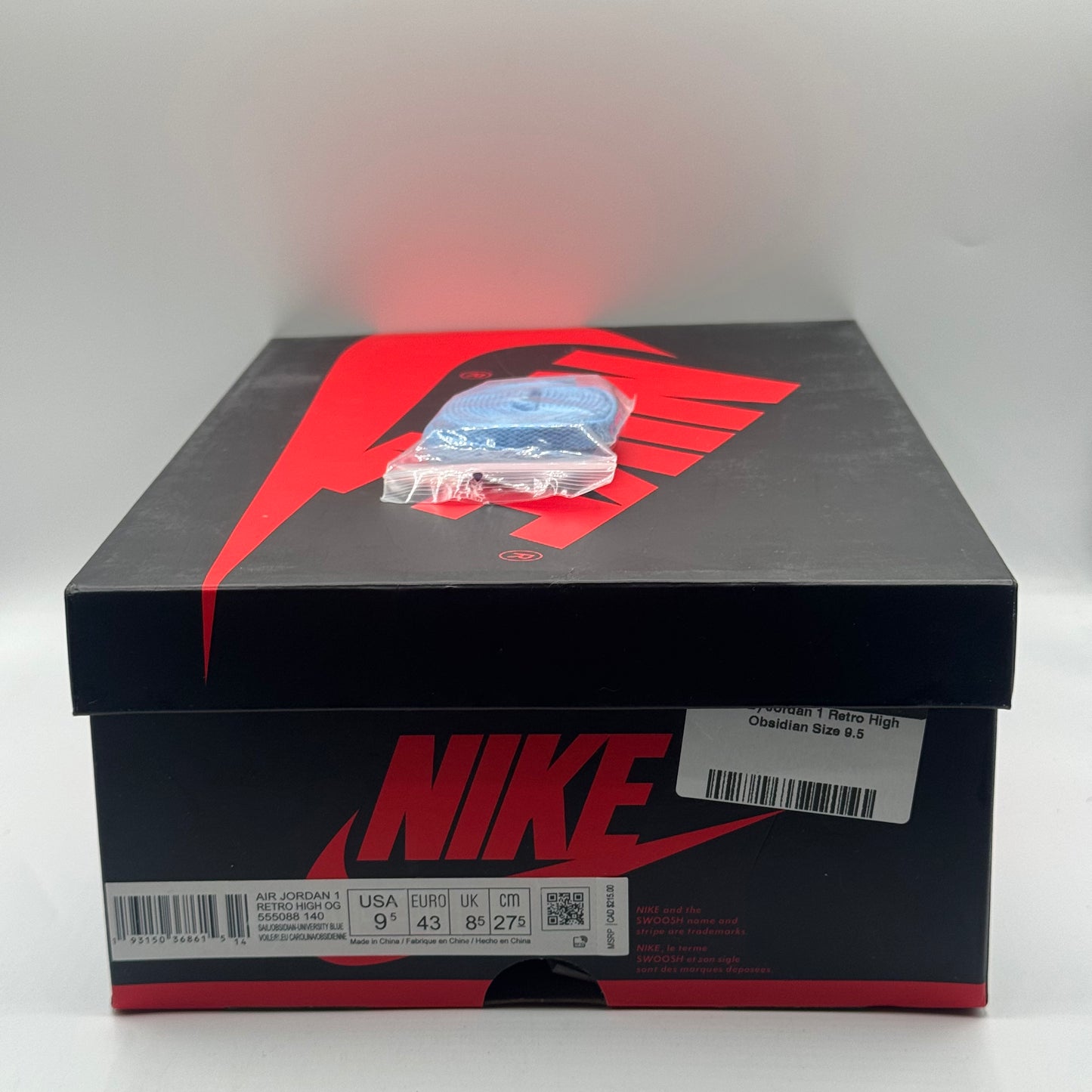 (USED) Jordan 1 Retro High Obsidian Size 9.5