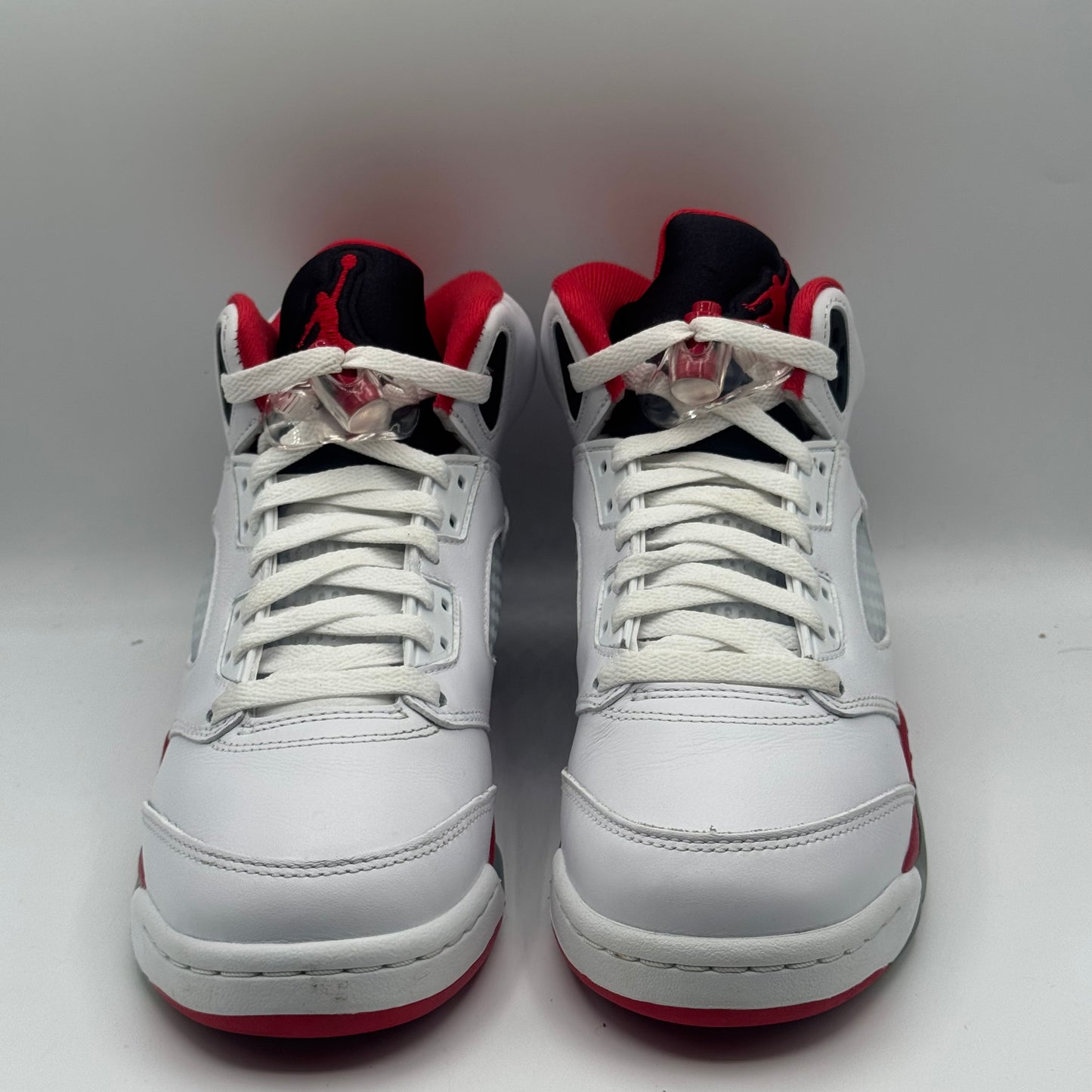 (USED 2025) Jordan 5 Retro Fire Red Black Tongue Size 7Y