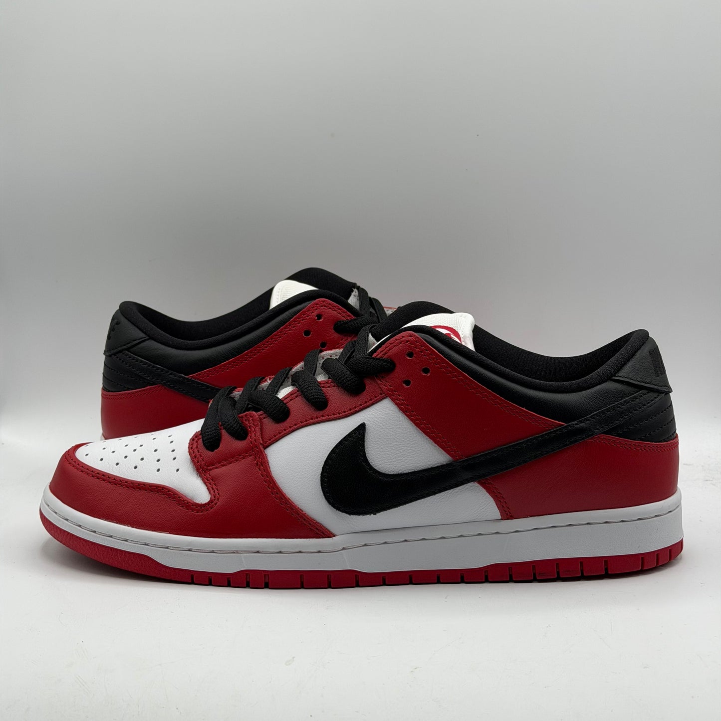 (Used) Nike SB Dunk Low Pro J-Pack Chicago Size 11
