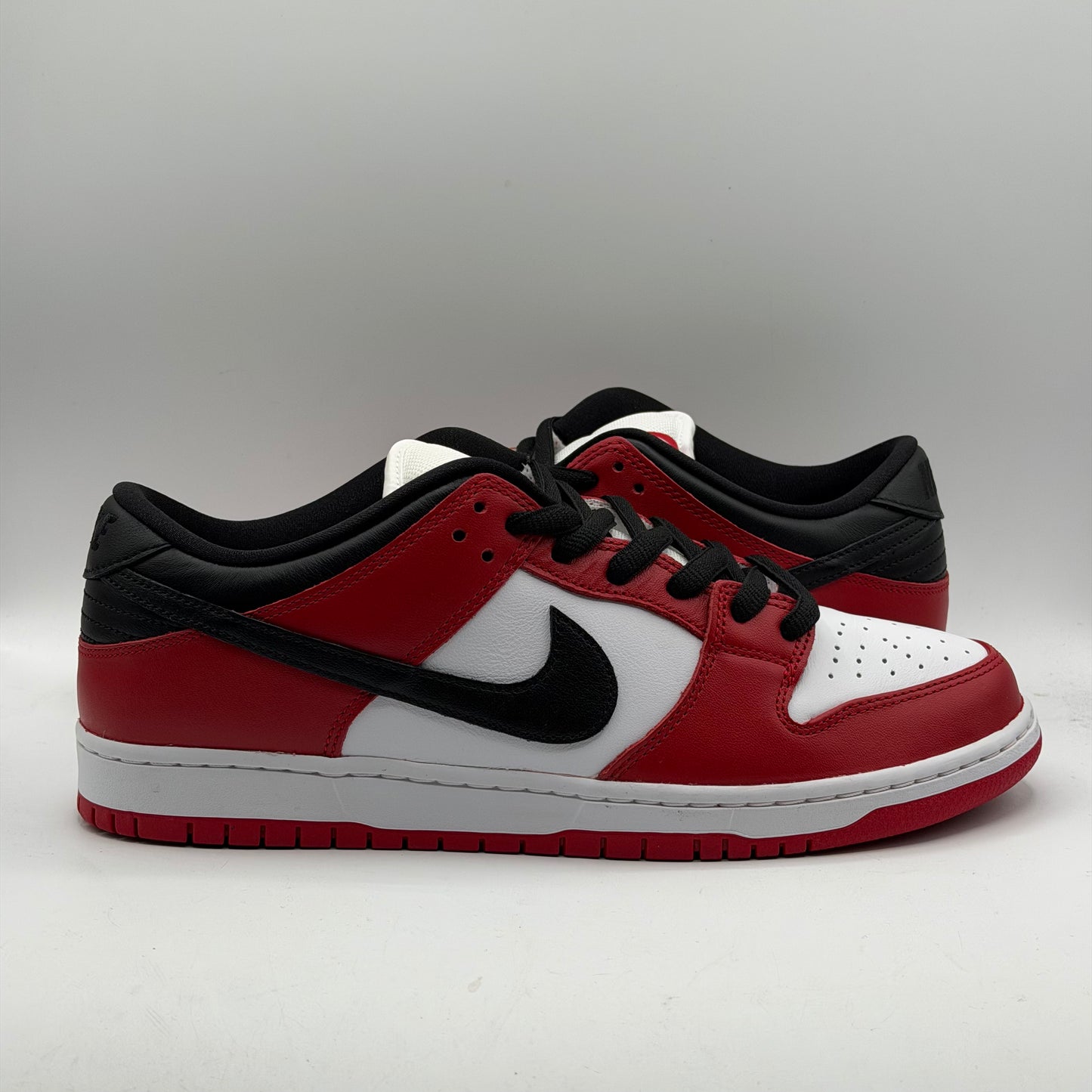 (Used) Nike SB Dunk Low Pro J-Pack Chicago Size 11