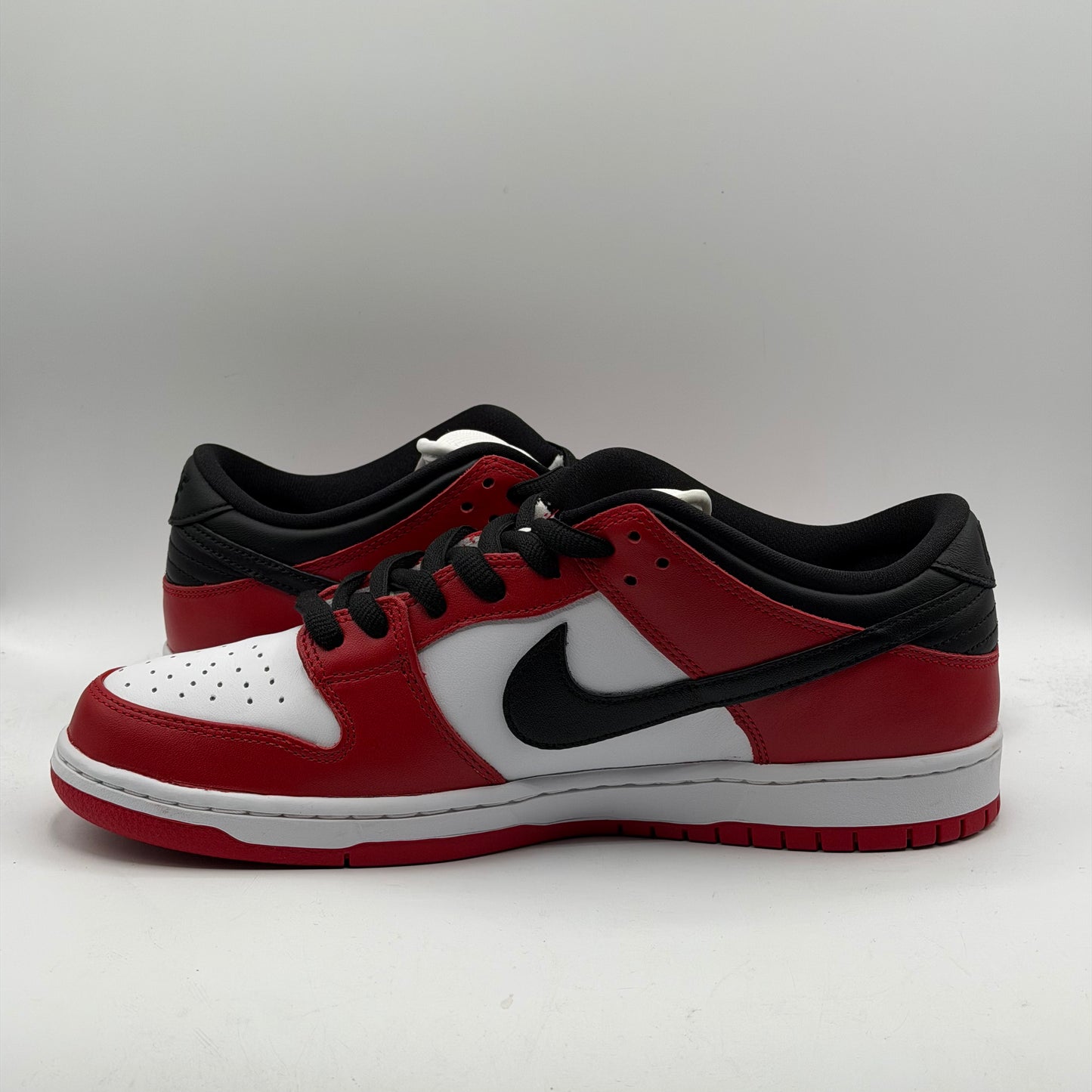 (Used) Nike SB Dunk Low Pro J-Pack Chicago Size 11