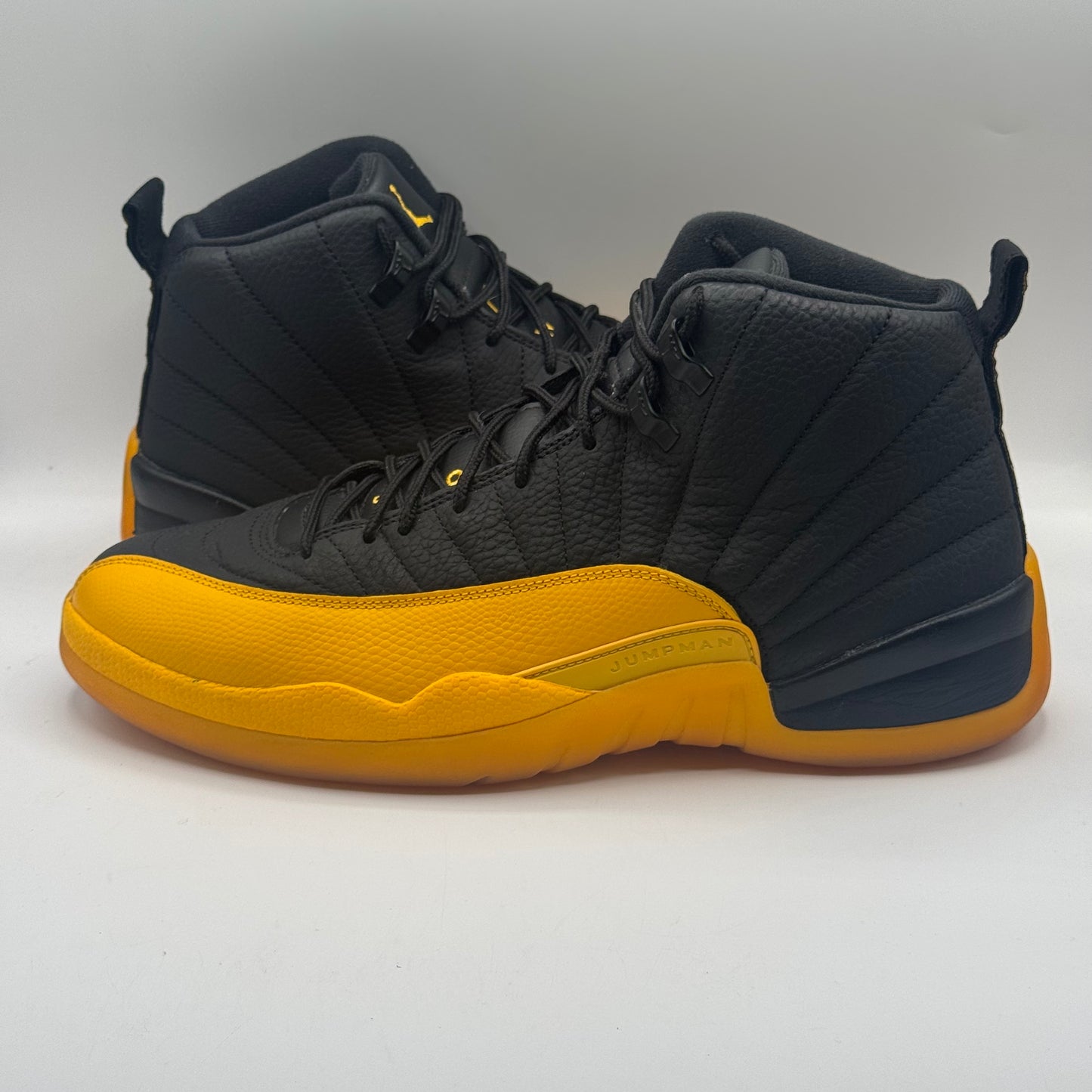 (USED) Jordan 12 Retro Black University Gold Size 11