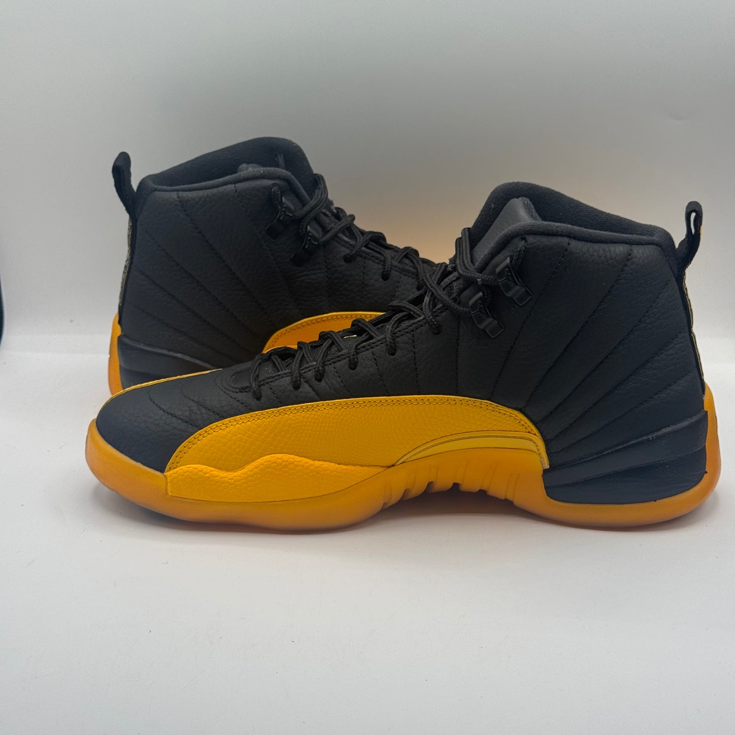 (USED) Jordan 12 Retro Black University Gold Size 11