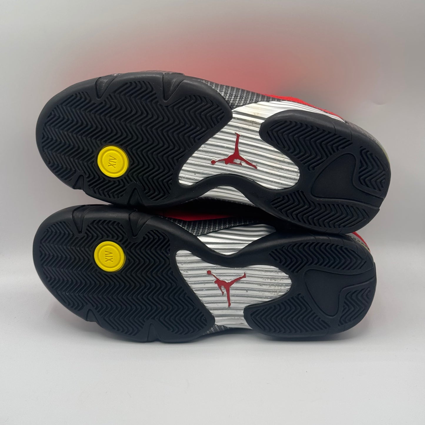 (USED) Jordan 14 Retro Ferrari (2025) Size 9