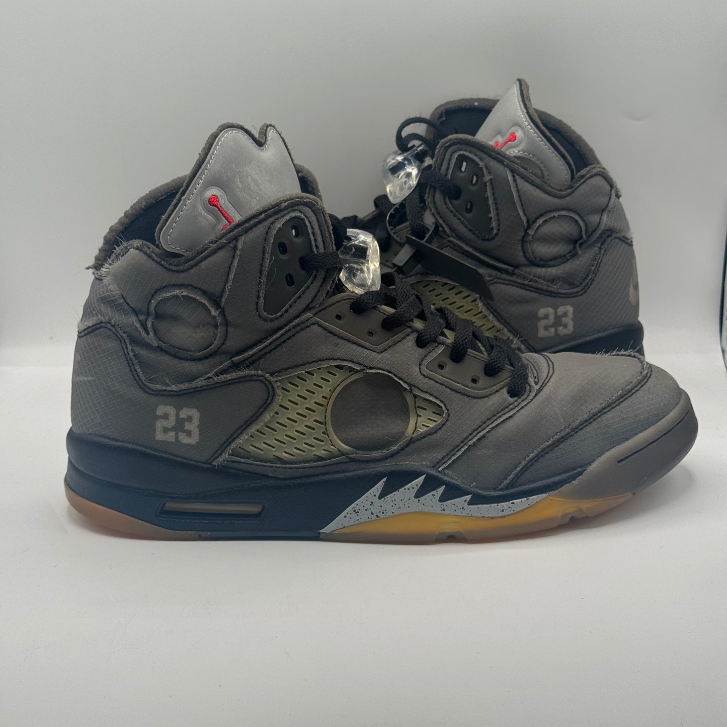 (USED NO EXTRA LACES) Jordan 5 Retro Off-White Muslin Size 12