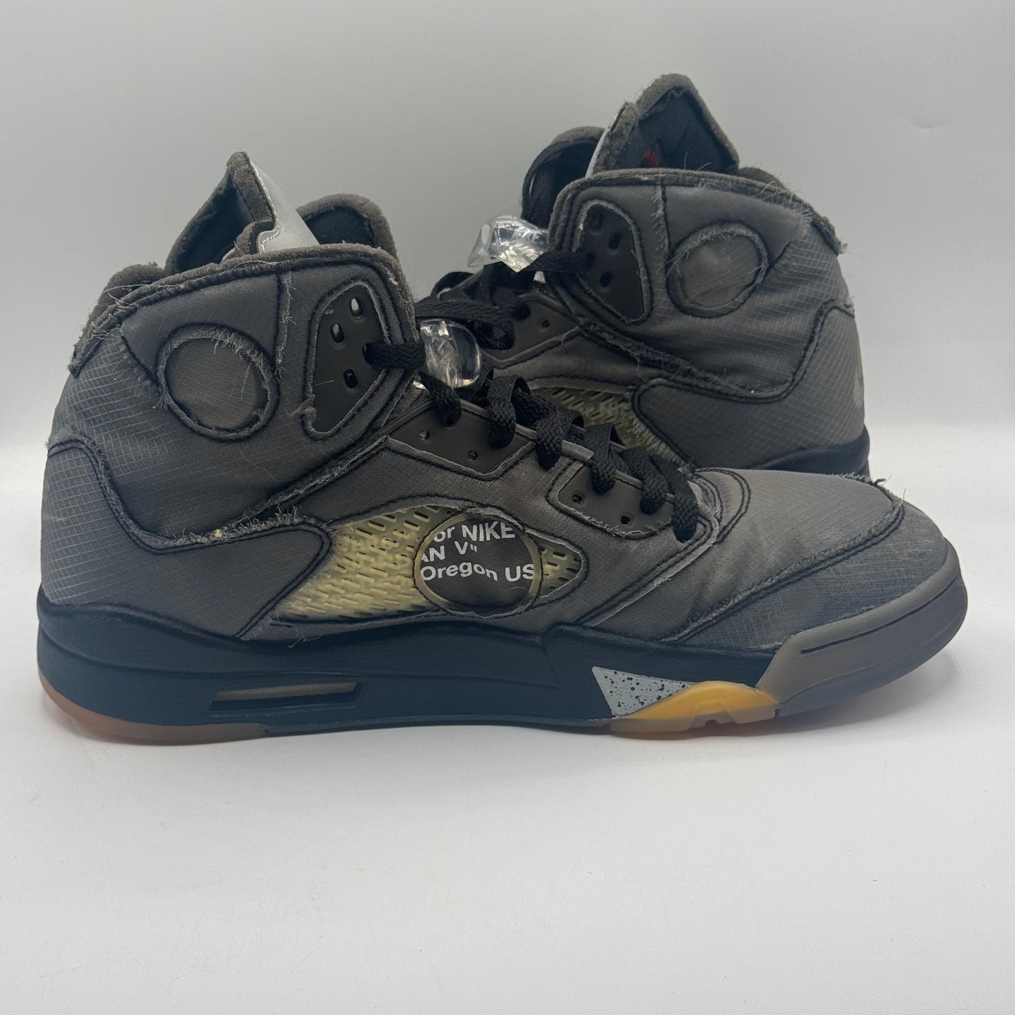 (USED NO EXTRA LACES) Jordan 5 Retro Off-White Muslin Size 12