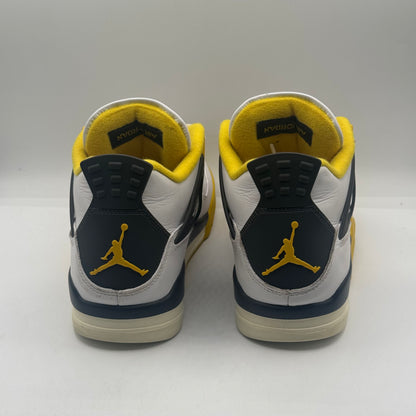 (USED) Jordan 4 Retro Vivid Sulfur (W) Size 11W/9.5M