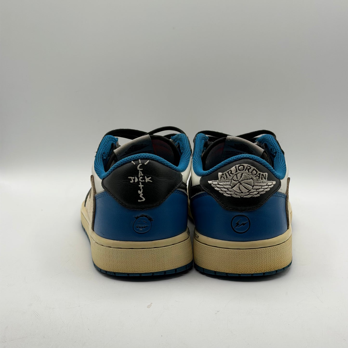 (Used) Jordan 1 Low Travis Scott Fragment Size 8.5
