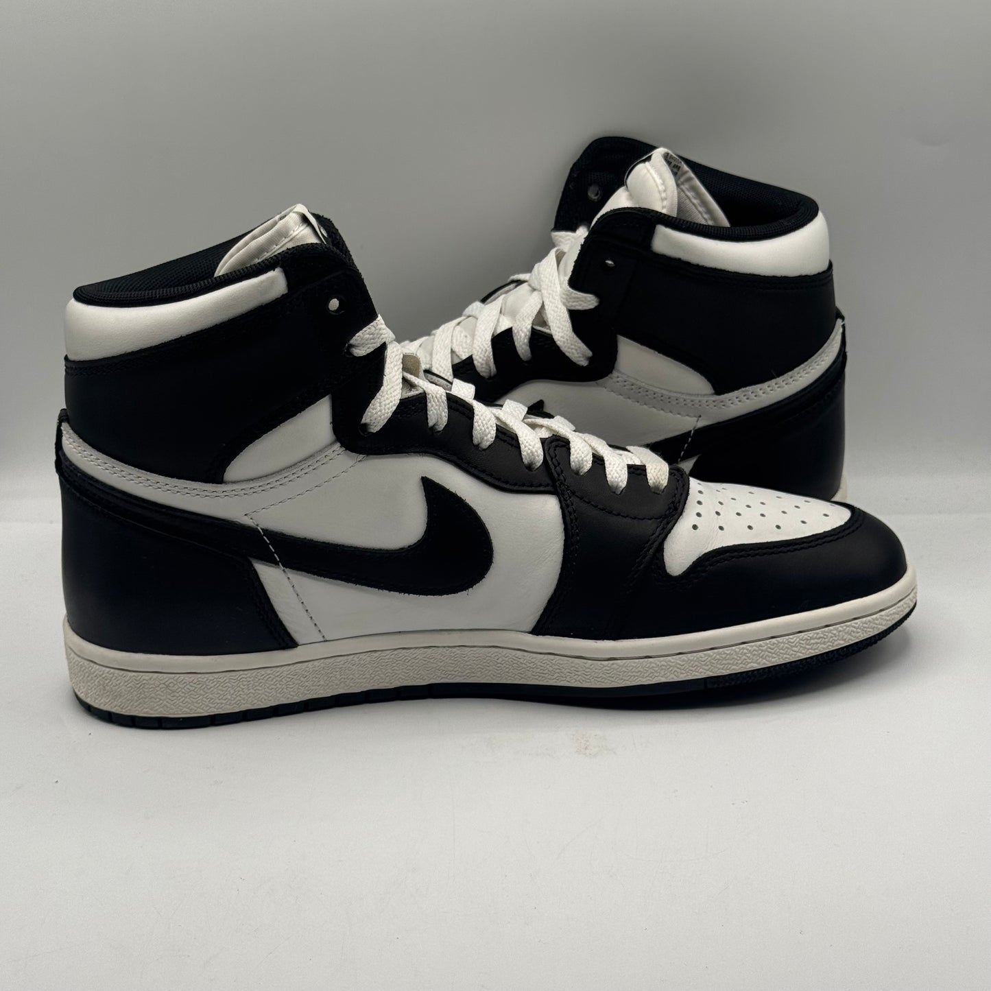 (USED) Jordan 1 Retro High ‘85 Black White (2023) Size 10