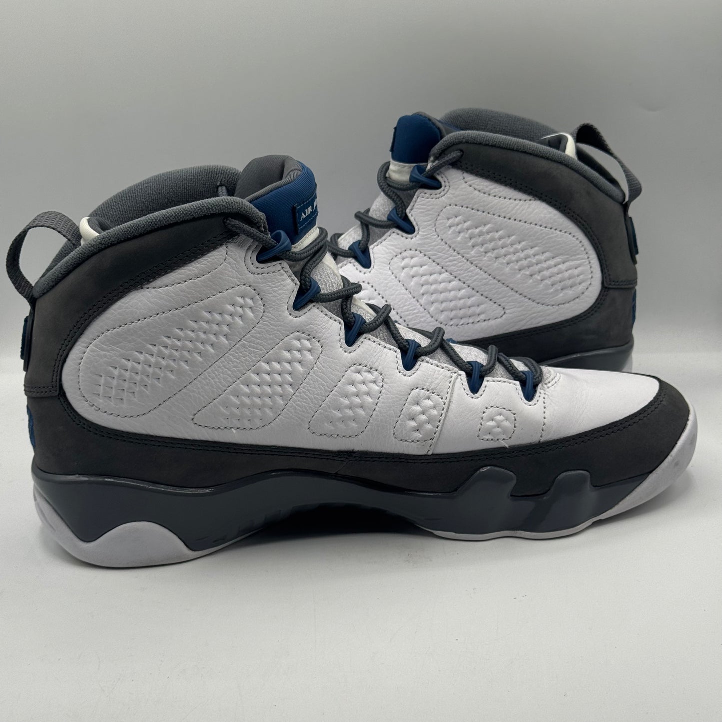 (USED NO BOX) Jordan 9 Retro Flint Grey French Blue (2026) Size 11.5