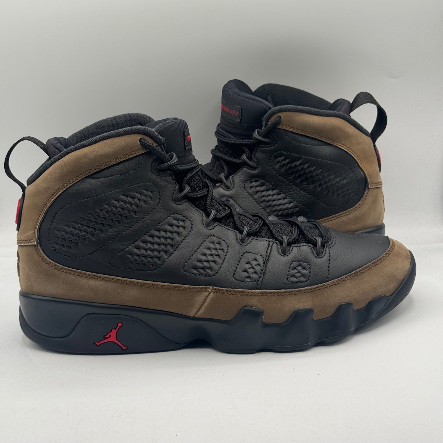 (USED) Jordan 9 Retro Olive (2024) Size 11.5