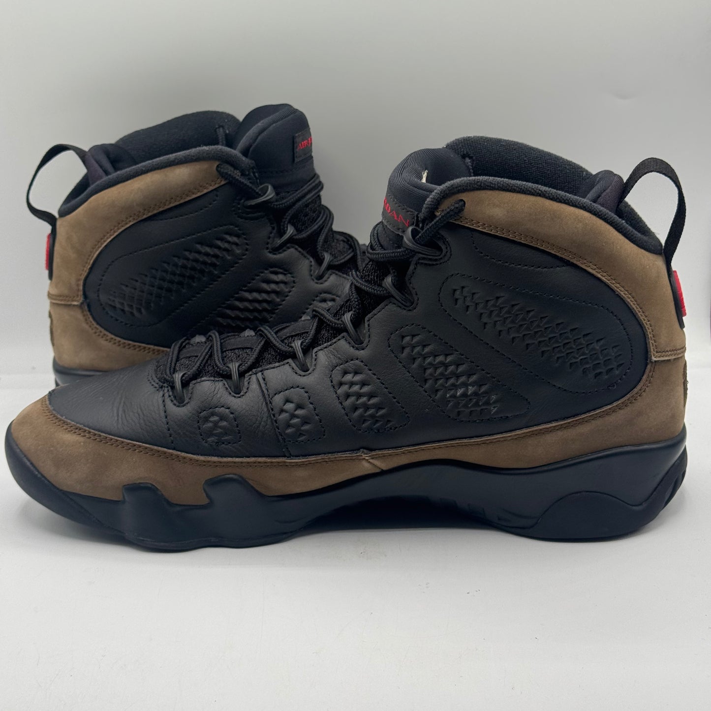 (USED) Jordan 9 Retro Olive (2024) Size 11.5