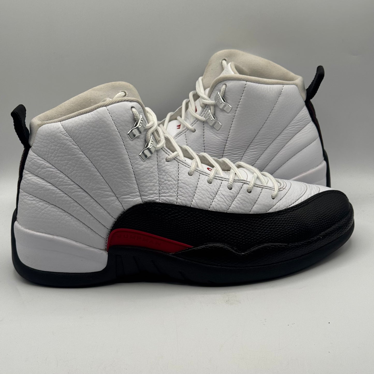 (USED) Jordan 12 Retro Taxi Flip Size 10.5