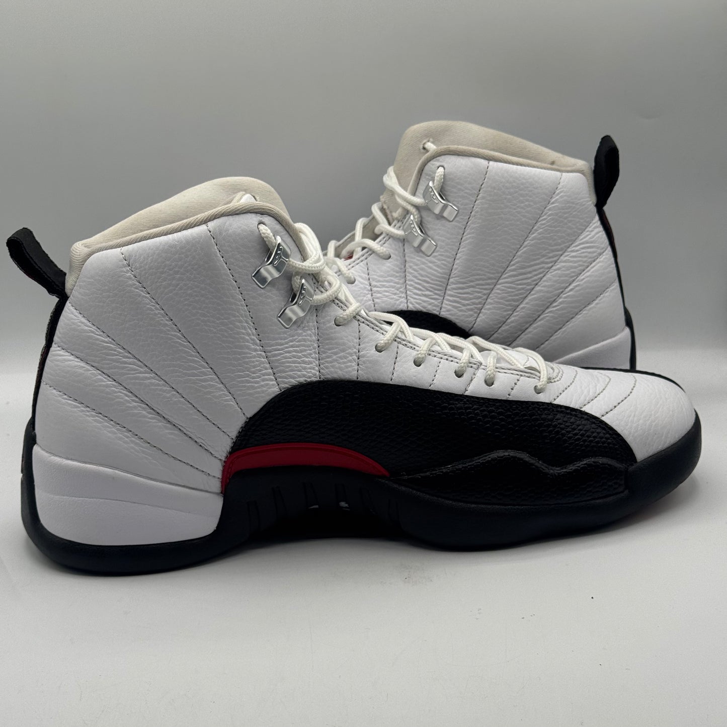 (USED) Jordan 12 Retro Taxi Flip Size 10.5