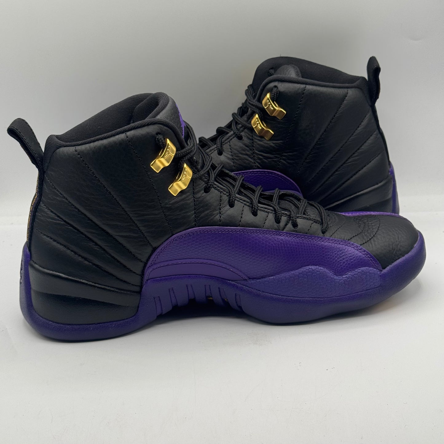 (USED) Jordan 12 Retro Field Purple Size 9