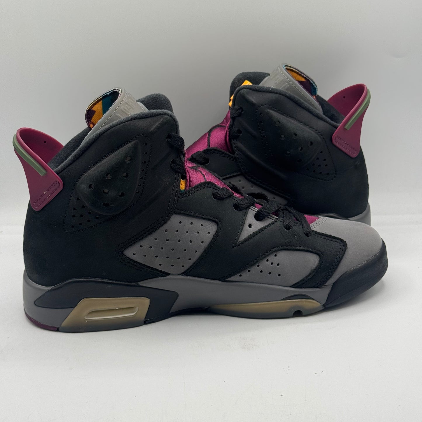 (USED) Jordan 6 Bordeaux Size 7M