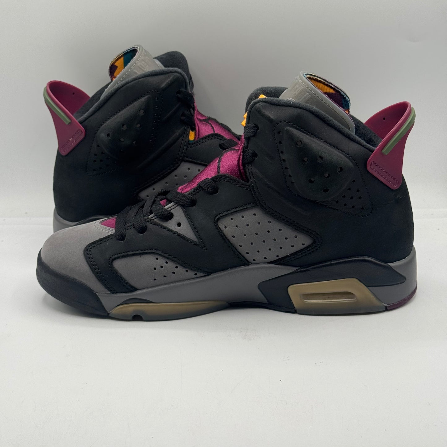 (USED) Jordan 6 Bordeaux Size 7M