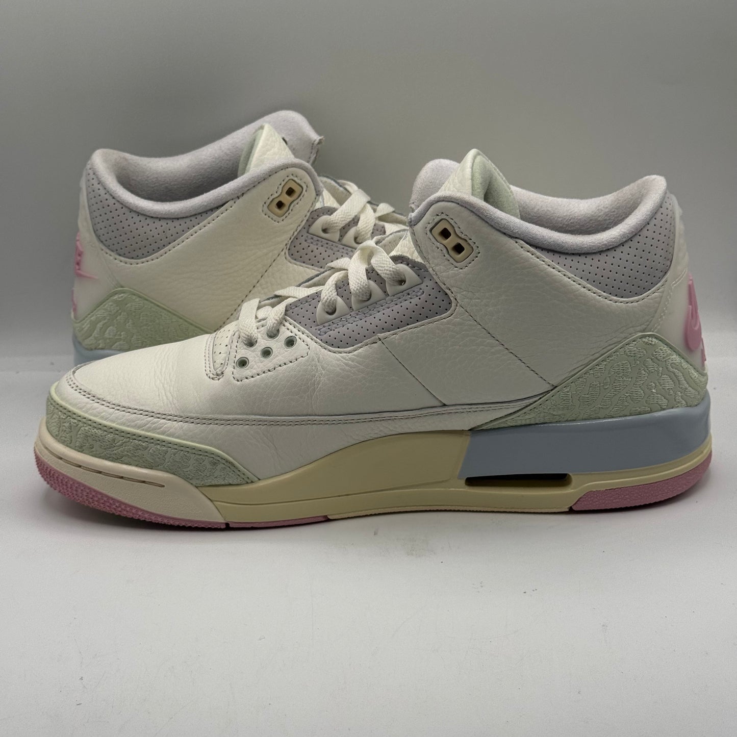 (USED) Jordan 3 Retro Spring Is In The Air Size 11